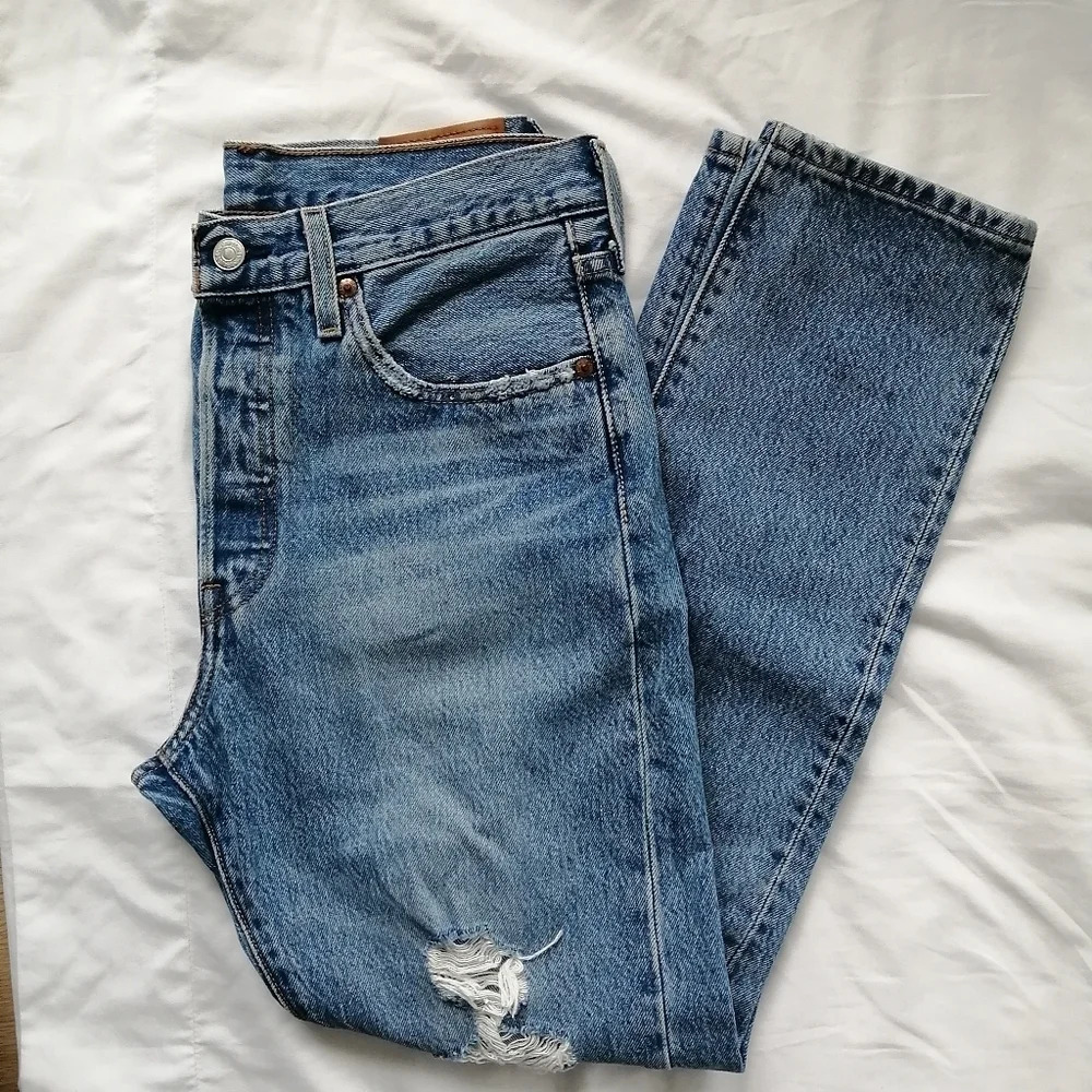 Levi's 501 Skinny Jeans Premium Denim Distressed Ankle In Nice as Pie Size 28 - Picture 15 of 16